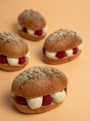 Brioche framboise & genmaicha